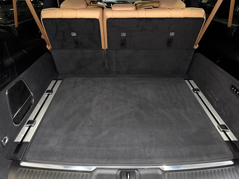 2023 Jeep Grand Wagoneer L Series III 4x4