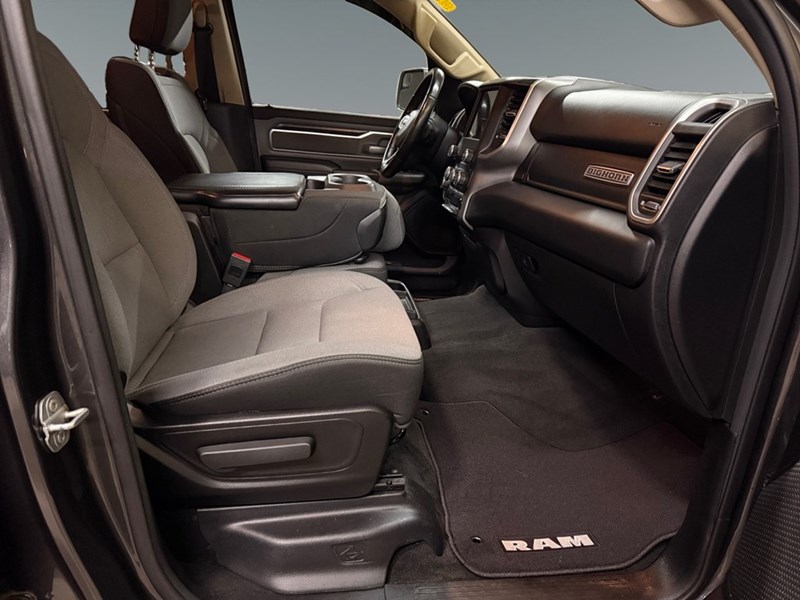 2019 RAM 1500 Big Horn 4x4 Crew Cab 5'7" Box