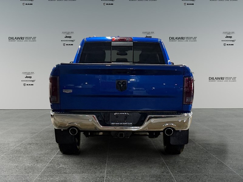2016 RAM 1500 4WD Crew Cab 140.5" Laramie
