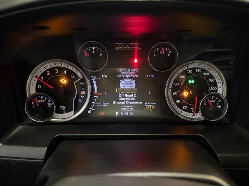 2016 RAM 1500 4WD Crew Cab 140.5" Laramie