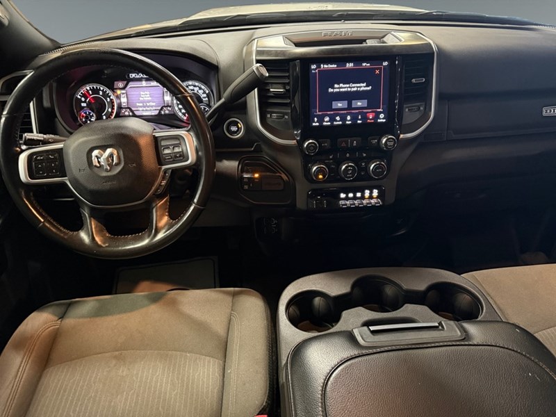 2021 RAM 3500 Big Horn 4x4 Crew Cab 8' Box