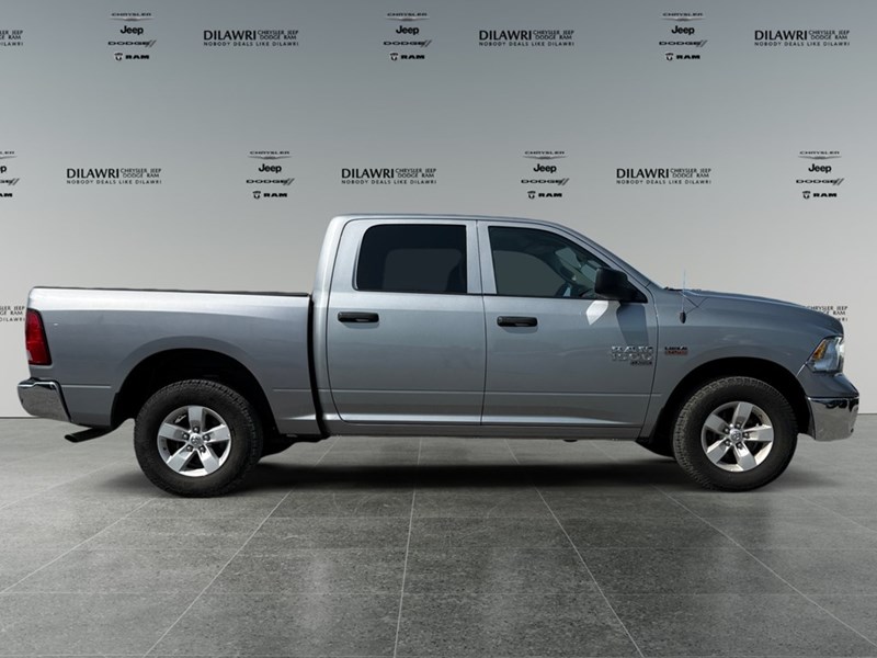 2023 RAM 1500 Classic SLT 4x4 Crew Cab 5'7" Box