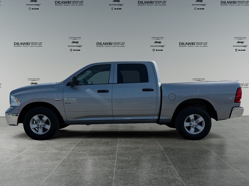 2023 RAM 1500 Classic SLT 4x4 Crew Cab 5'7" Box