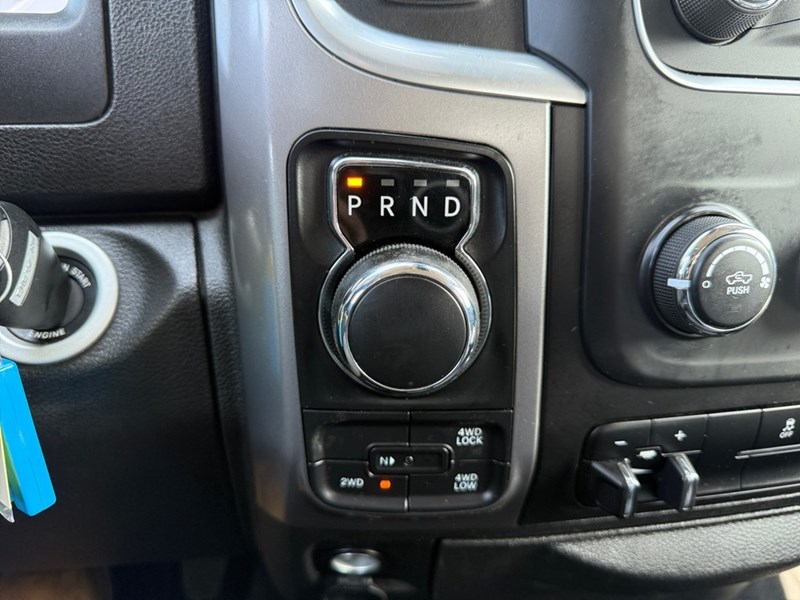 2023 RAM 1500 Classic SLT 4x4 Crew Cab 5'7" Box