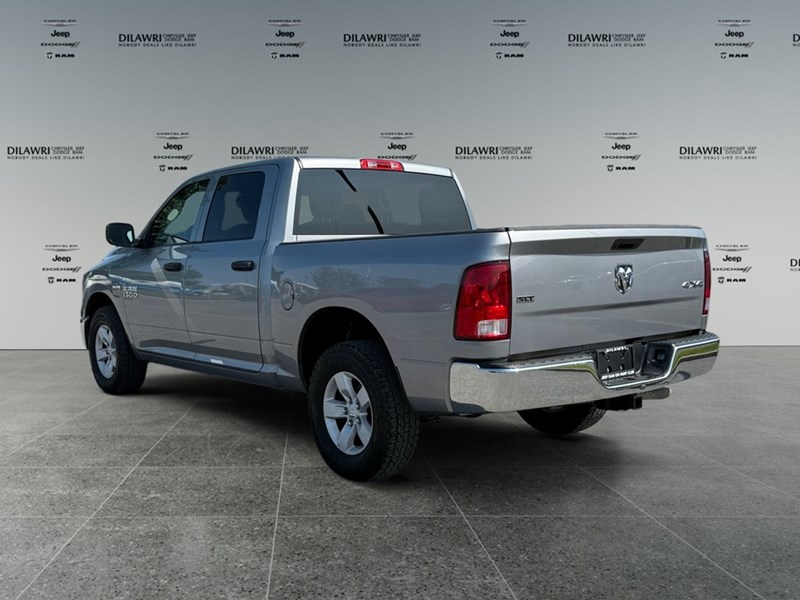 2023 RAM 1500 Classic SLT 4x4 Crew Cab 5'7" Box