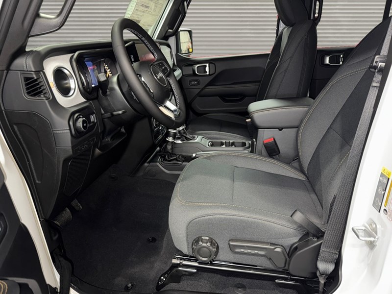 2025 Jeep Wrangler Sahara 4 Door 4x4
