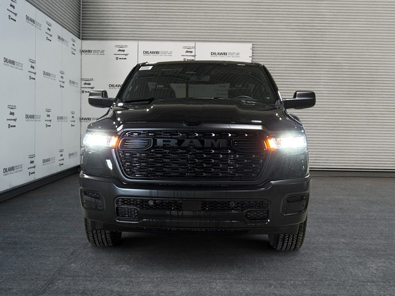 2025 RAM 1500 Tradesman 4x4 Crew Cab 5'7" Box