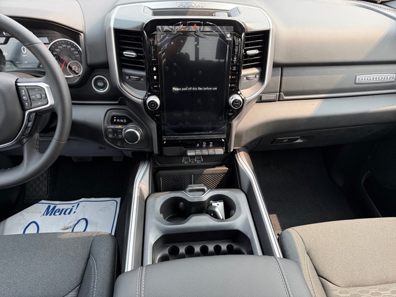 2025 RAM 1500 Big Horn 4x4 Crew Cab 5'7" Box