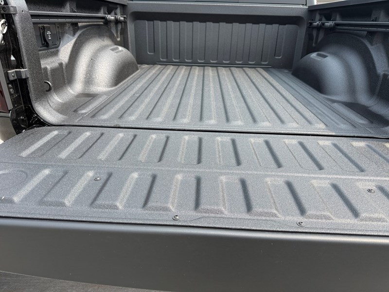 2025 RAM 1500 Big Horn 4x4 Crew Cab 5'7" Box