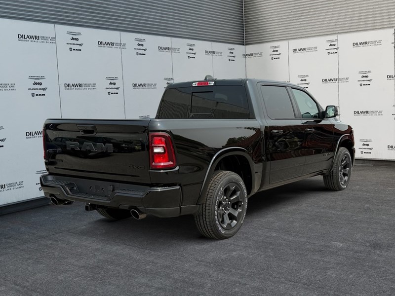 2025 RAM 1500 Big Horn 4x4 Crew Cab 5'7" Box