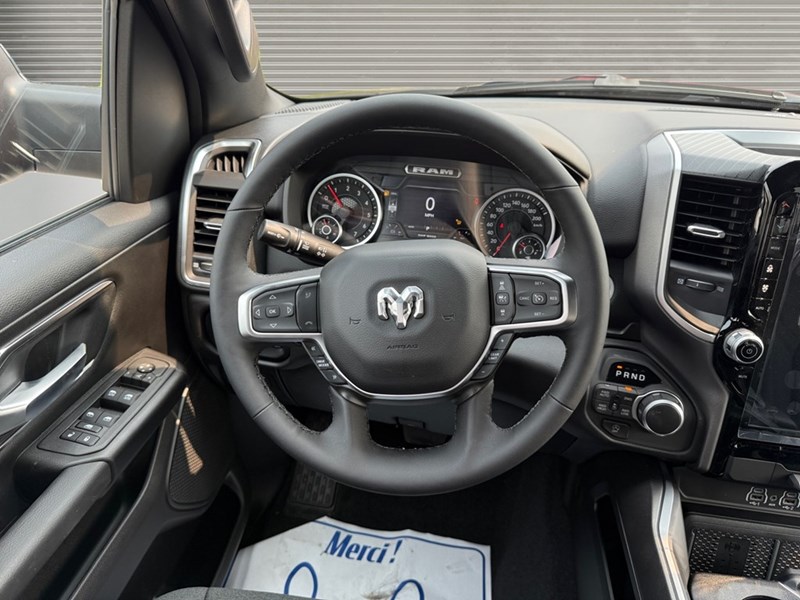 2025 RAM 1500 Big Horn 4x4 Crew Cab 5'7" Box