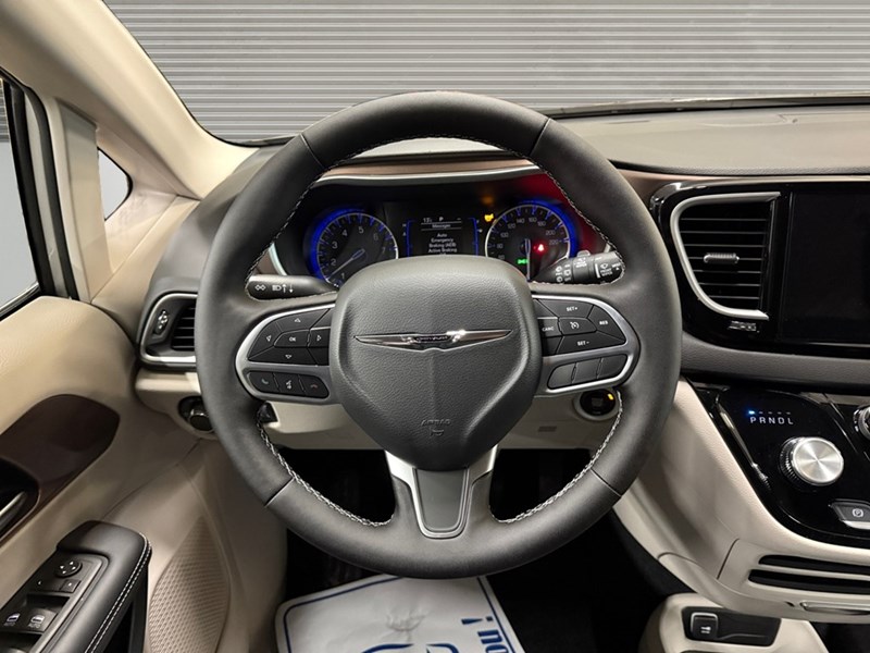 2024 Chrysler Grand Caravan SXT 2WD