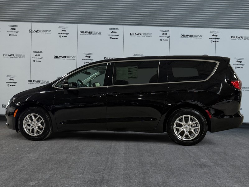 2024 Chrysler Grand Caravan SXT 2WD