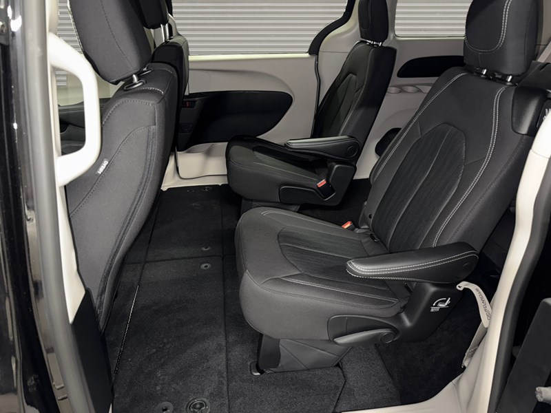 2024 Chrysler Grand Caravan SXT 2WD