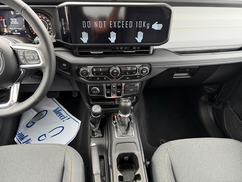 2025 Jeep Wrangler Sahara 4 Door 4x4