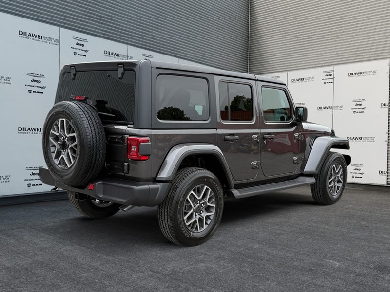 2025 Jeep Wrangler Sahara 4 Door 4x4