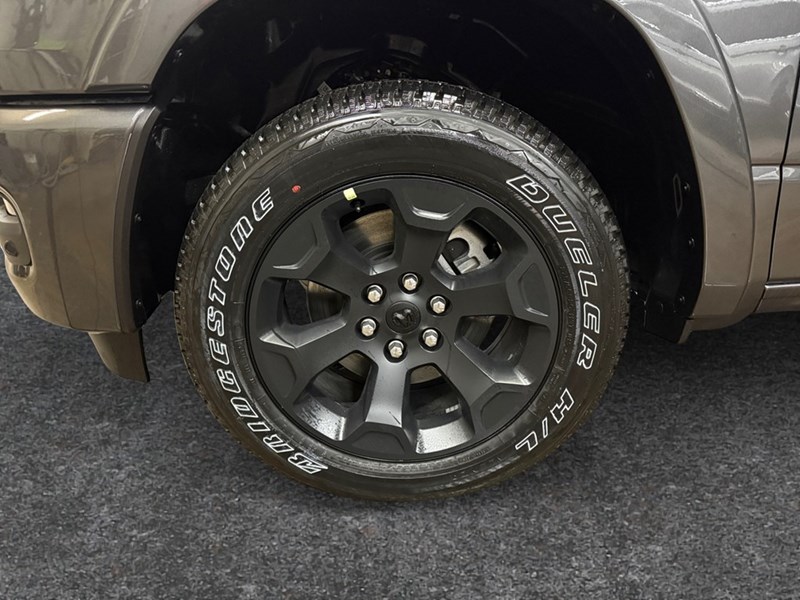 2025 RAM 1500 Big Horn 4x4 Crew Cab 5'7" Box