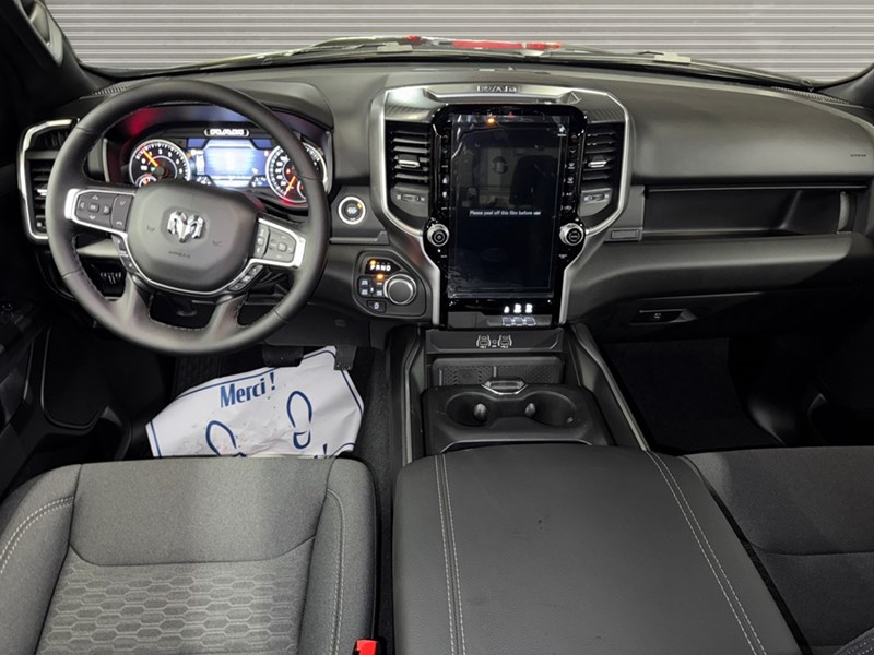 2025 RAM 1500 Big Horn 4x4 Crew Cab 5'7" Box