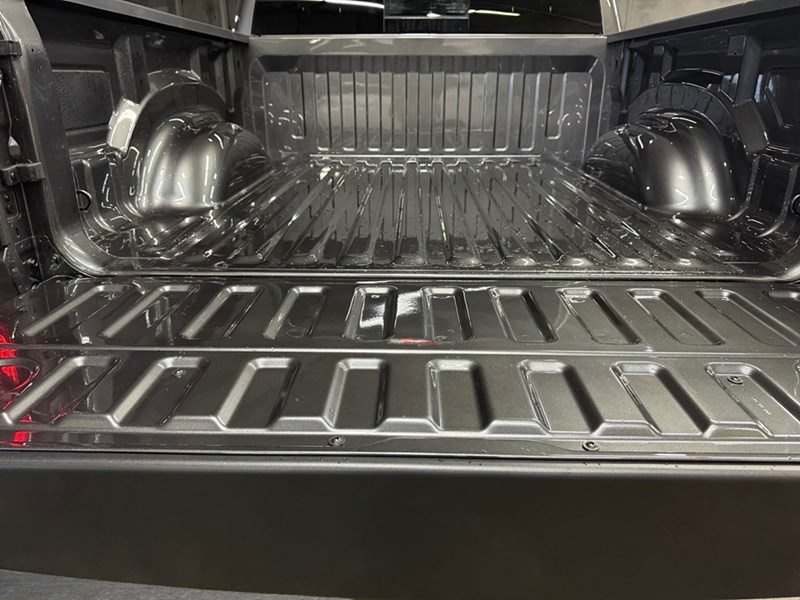 2025 RAM 1500 Big Horn 4x4 Crew Cab 5'7" Box