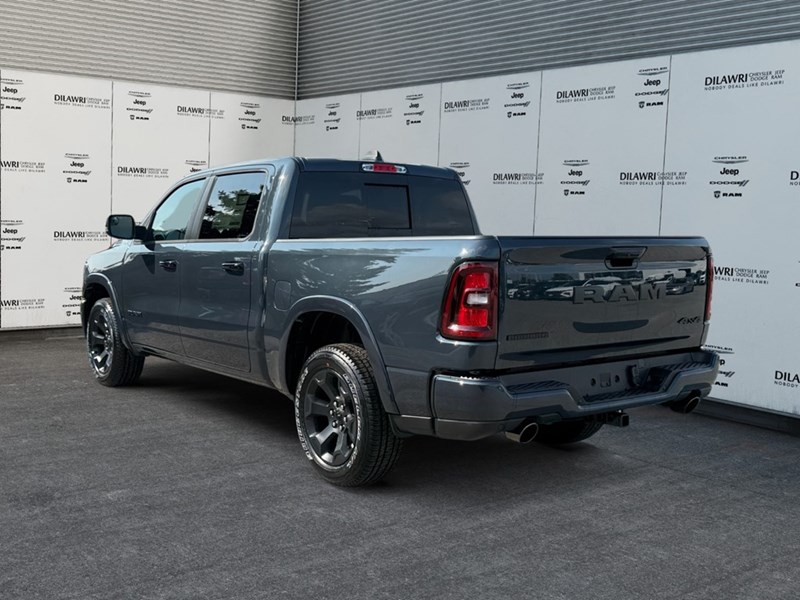 2025 RAM 1500 Big Horn 4x4 Crew Cab 5'7" Box