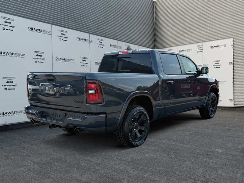 2025 RAM 1500 Big Horn 4x4 Crew Cab 5'7" Box