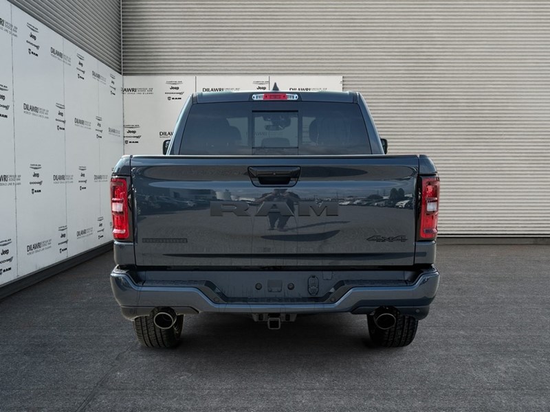2025 RAM 1500 Big Horn 4x4 Crew Cab 5'7" Box
