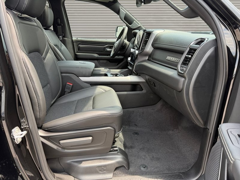 2025 RAM 1500 Sport 4x4 Crew Cab 5'7" Box