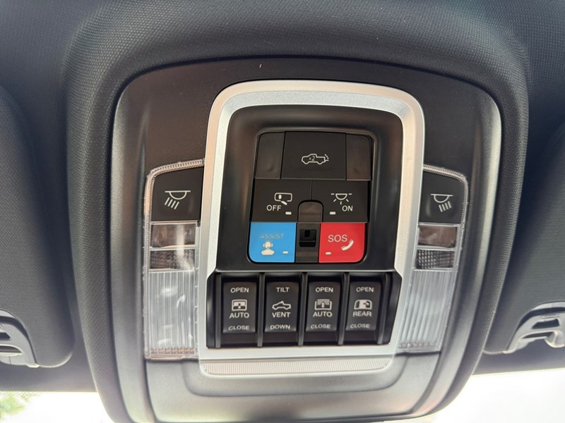 2025 RAM 1500 Sport 4x4 Crew Cab 5'7" Box