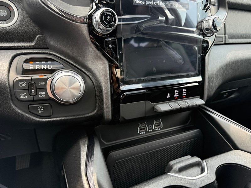 2025 RAM 1500 Sport 4x4 Crew Cab 5'7" Box