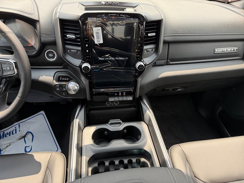 2025 RAM 1500 Sport 4x4 Crew Cab 5'7" Box