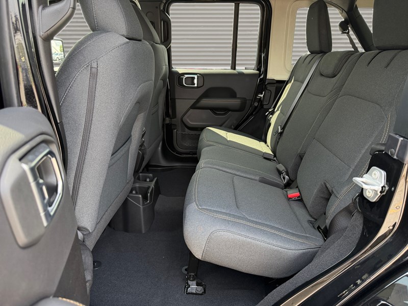 2025 Jeep Wrangler Sahara 4 Door 4x4