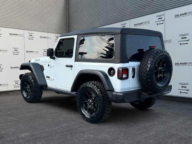 2025 Jeep Wrangler Willys 2 Door 4x4
