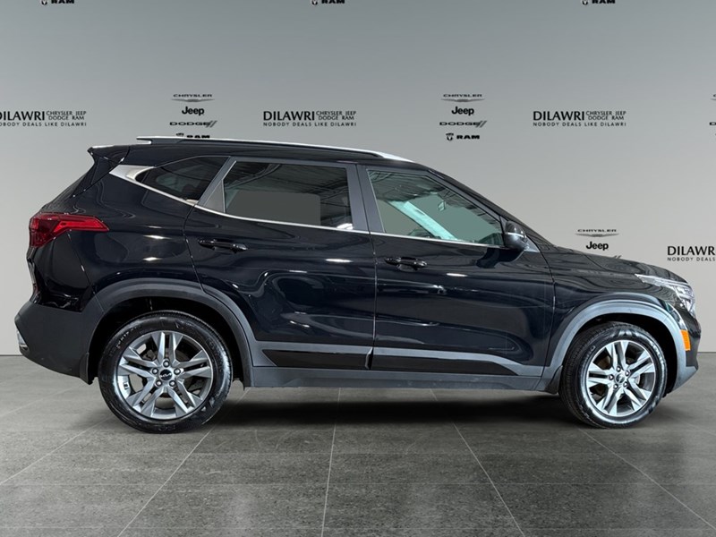 2023 Kia Seltos EX FWD