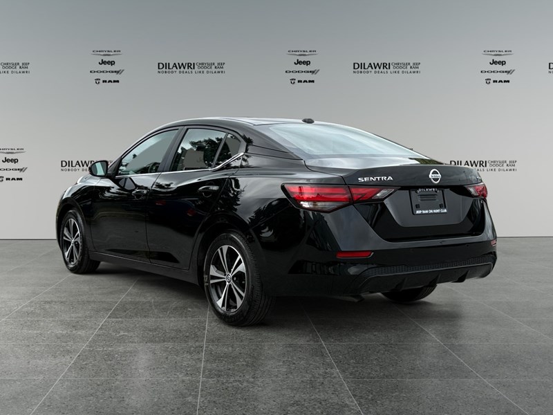 2021 Nissan Sentra SV CVT