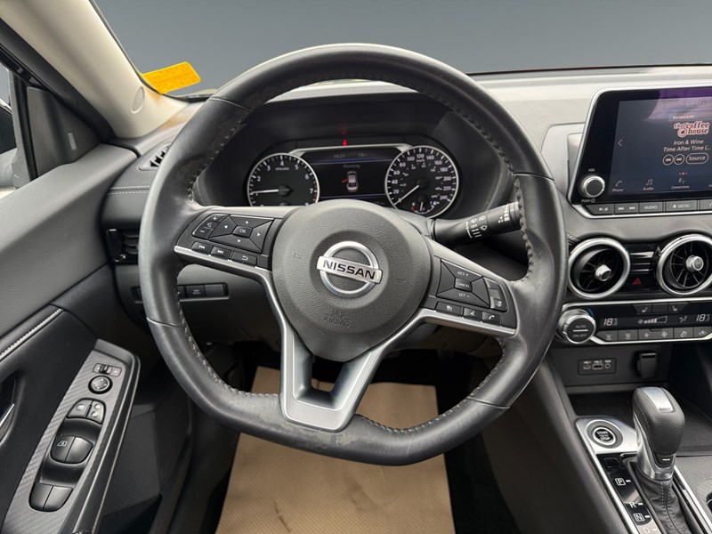 2021 Nissan Sentra SV CVT
