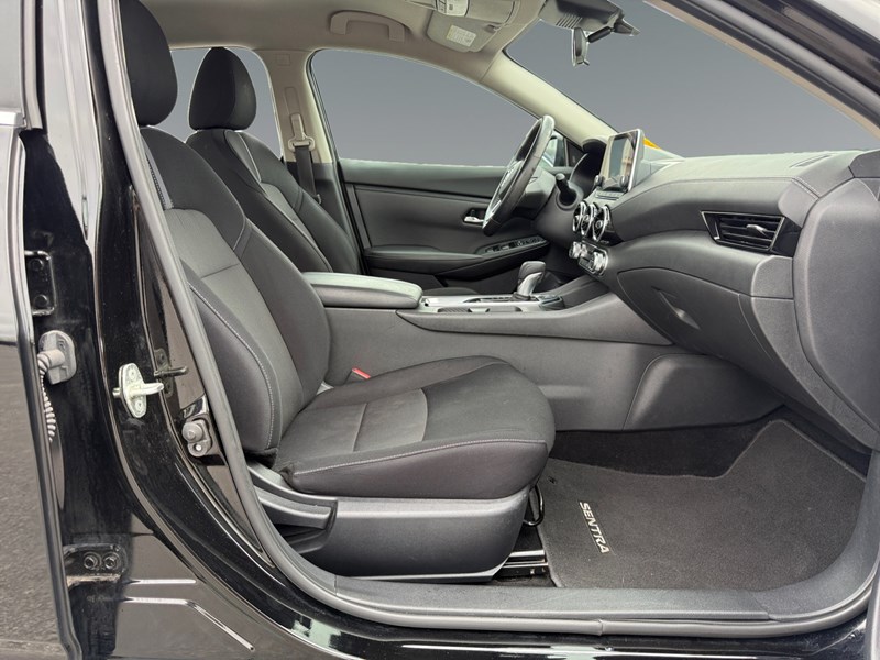 2021 Nissan Sentra SV CVT