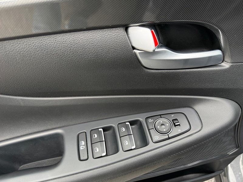2022 Hyundai Santa Fe Preferred AWD