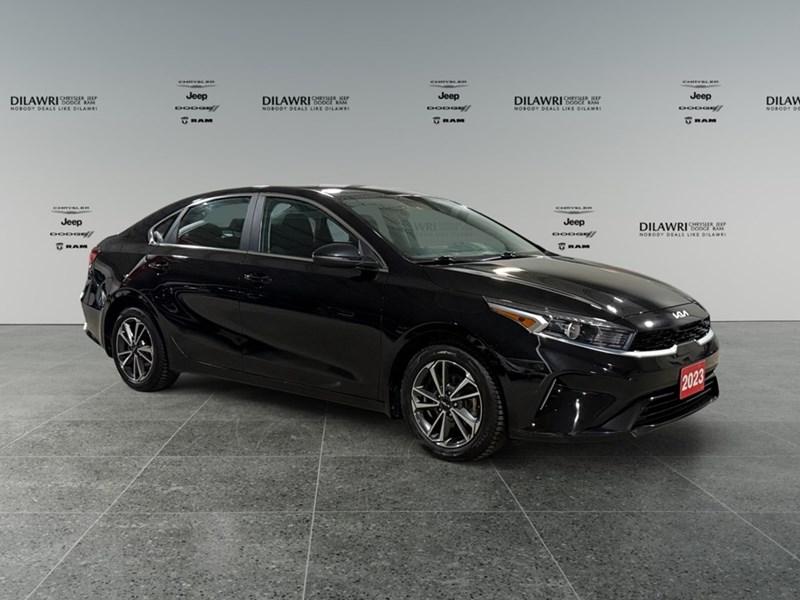 2023 Kia Forte EX IVT