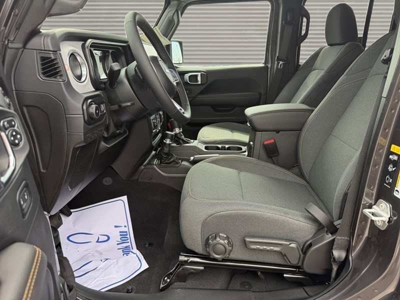 2025 Jeep Wrangler Sahara 4 Door 4x4
