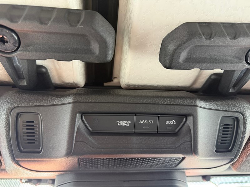 2025 Jeep Gladiator Mojave 4x4