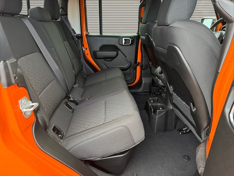 2025 Jeep Gladiator Mojave 4x4