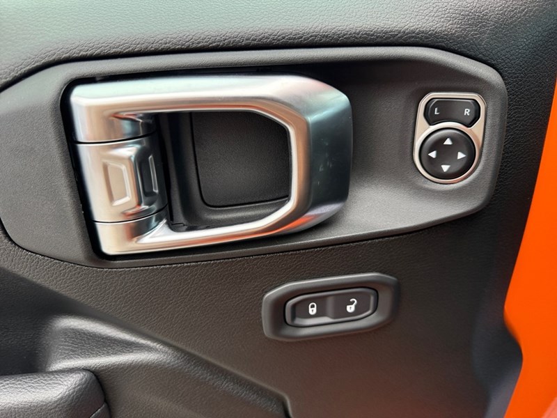 2025 Jeep Gladiator Mojave 4x4