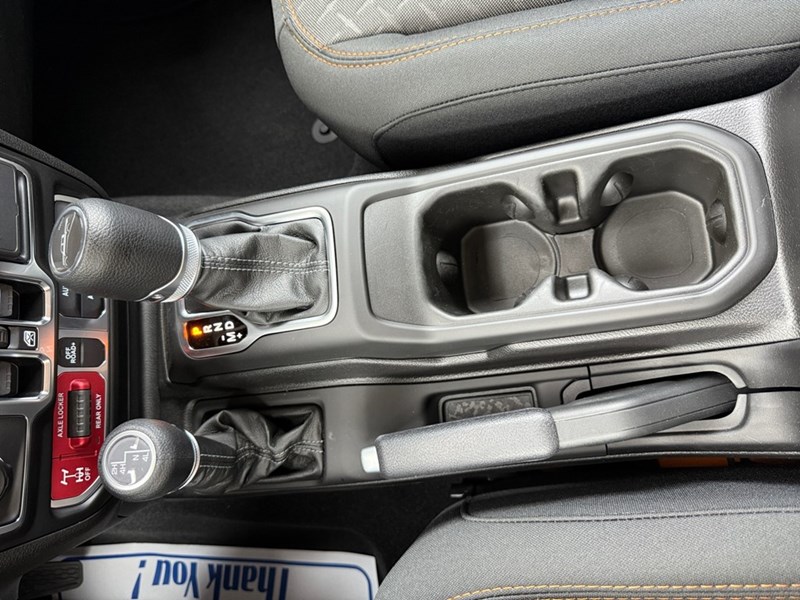 2025 Jeep Gladiator Mojave 4x4