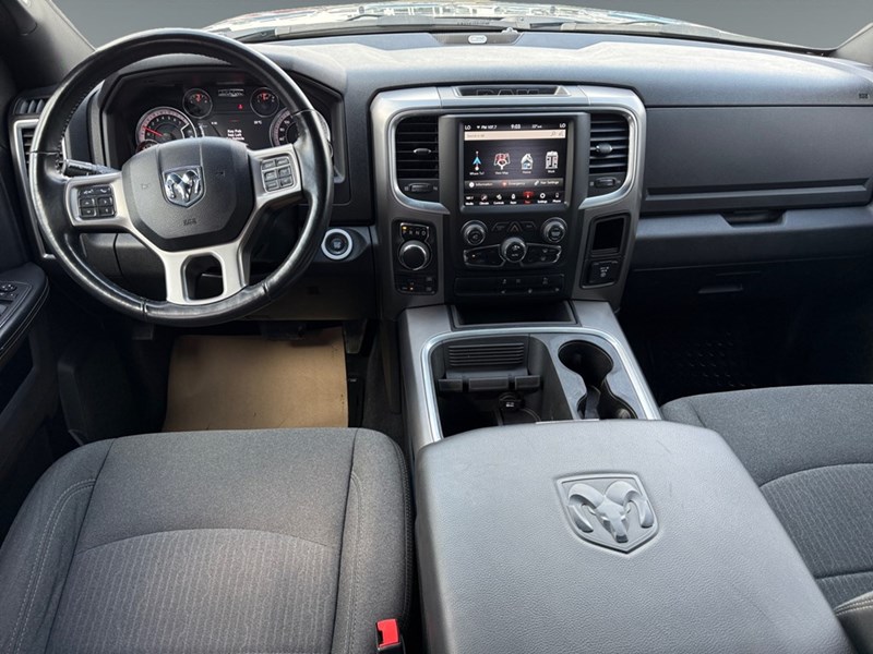 2022 RAM 1500 Classic SLT 4x4 Crew Cab 5'7" Box