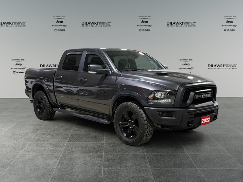 2022 RAM 1500 Classic SLT 4x4 Crew Cab 5'7" Box