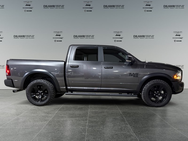 2022 RAM 1500 Classic SLT 4x4 Crew Cab 5'7" Box