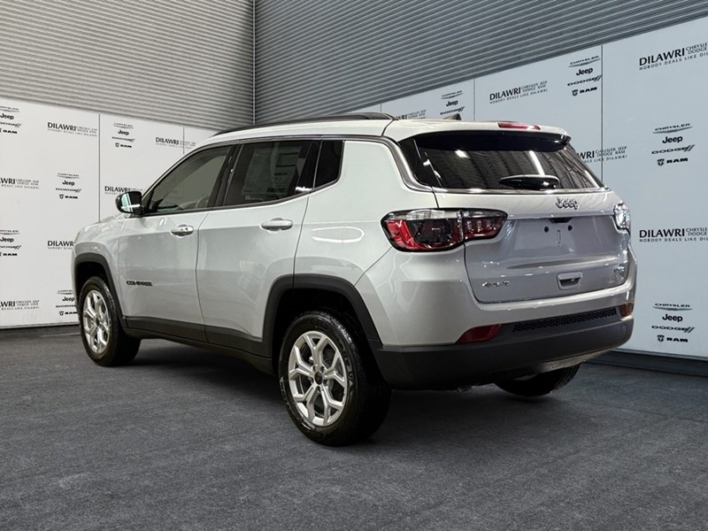 2025 Jeep Compass North 4x4