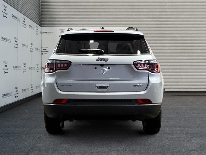 2025 Jeep Compass North 4x4