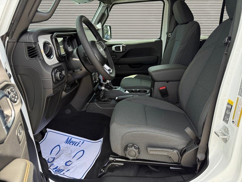 2025 Jeep Wrangler Sahara 4 Door 4x4