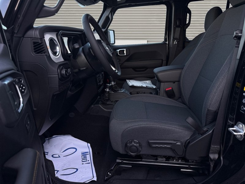 2025 Jeep Wrangler Sahara 4 Door 4x4